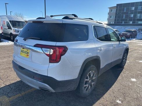 Used 2023 GMC Acadia SLE w/ Driver Convenience Package image 6
