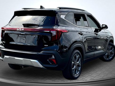 Used 2024 Kia Seltos S AWD/4WD image 7