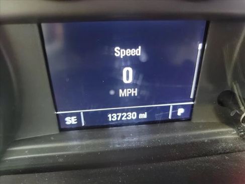 Used 2021 Chevrolet Silverado 1500 Custom RWD image 17