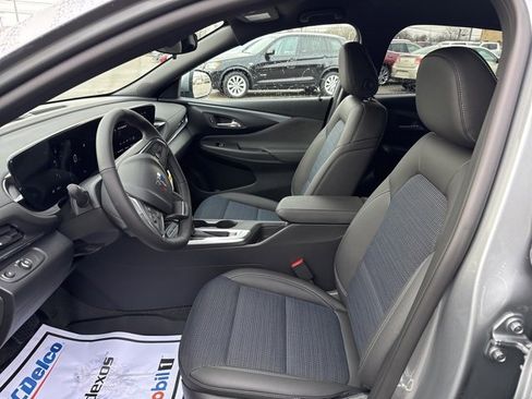 New 2026 Buick Envista Preferred image 23