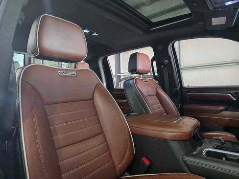 Used 2024 GMC Sierra 3500 Denali Ultimate image 27