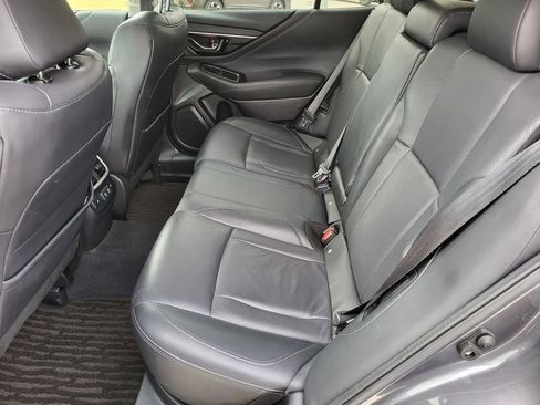 Used 2021 Subaru Outback Limited image 14