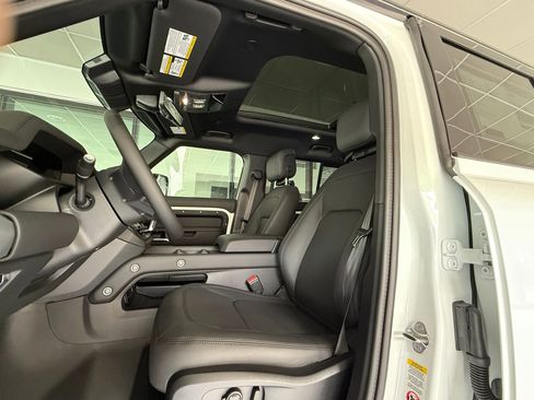 New 2026 Land Rover Defender 110 S AWD/4WD image 5