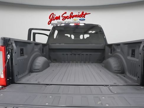 Used 2024 Ford F250 Lariat w/ Black Appearance Package AWD/4WD image 39