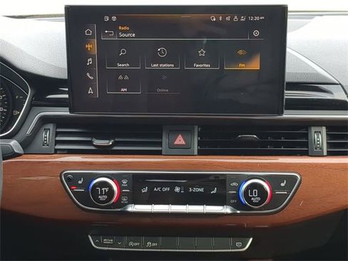 Used 2020 Audi A4 2.0T Premium image 16