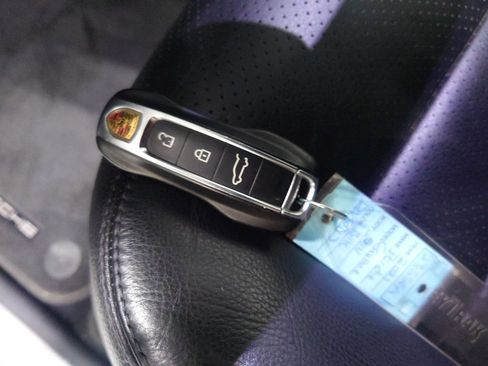 Used 2021 Porsche Cayenne AWD/4WD image 28