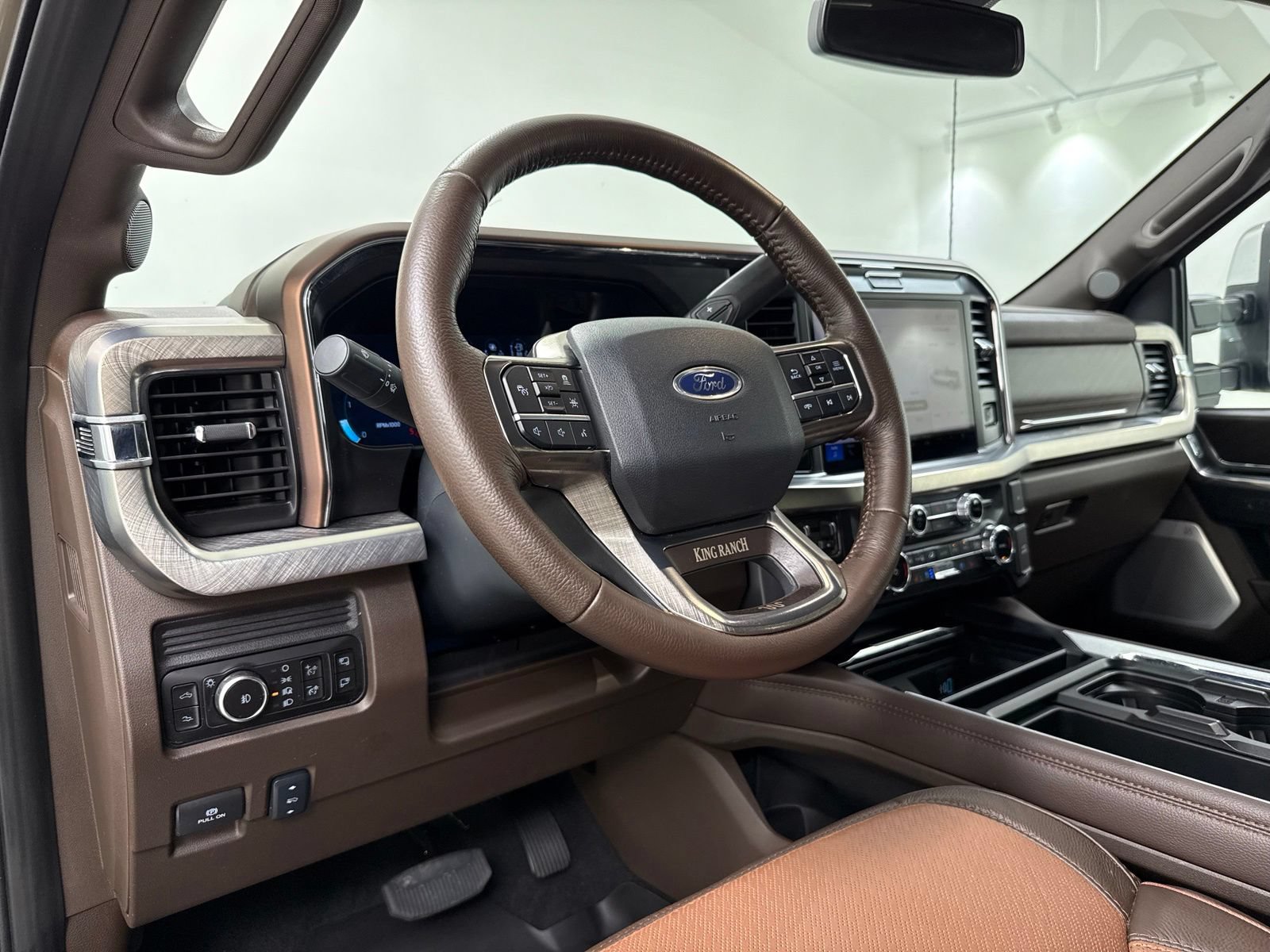 Used 2026 Ford F250 King Ranch w/ Chrome Package AWD/4WD image 17