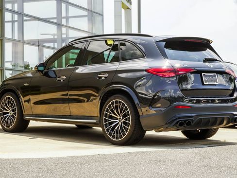 Used 2024 Mercedes-Benz GLC 43 AMG 4MATIC image 10