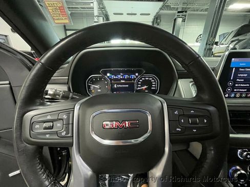Used 2021 GMC Yukon SLT image 24