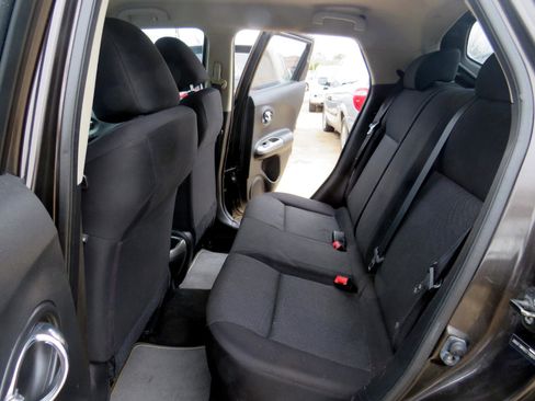 Used 2012 Nissan Juke S image 21