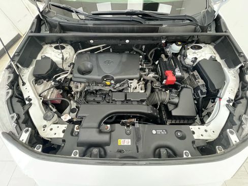 Used 2019 Toyota RAV4 XLE w/ Convenience Package AWD/4WD image 16