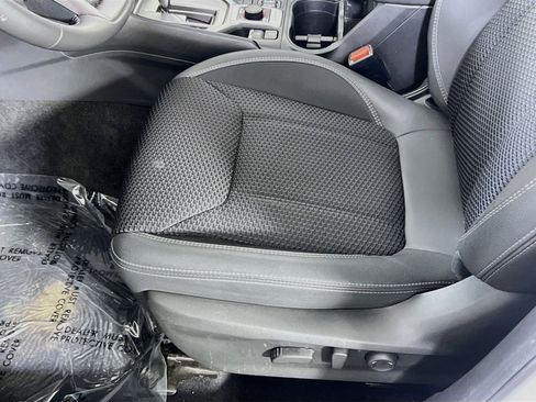 Used 2023 Subaru Forester Premium AWD/4WD image 18