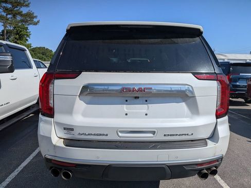 Used 2023 GMC Yukon Denali AWD/4WD image 8