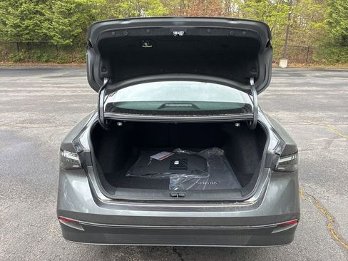 New 2026 Nissan Sentra SV w/ SV Convenience Package FWD image 11
