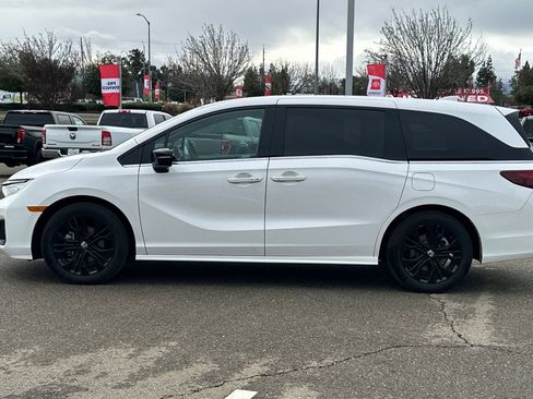 Used 2025 Honda Odyssey Sport-L image 7