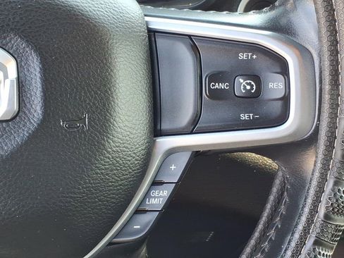 Used 2020 RAM 1500 Big Horn AWD/4WD image 9