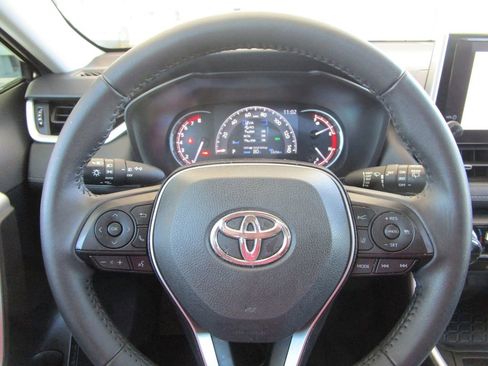 Used 2024 Toyota RAV4 XLE Premium FWD image 30