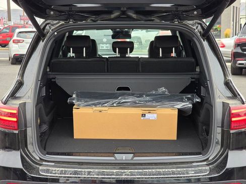 New 2024 Mercedes-Benz GLB 250 image 14