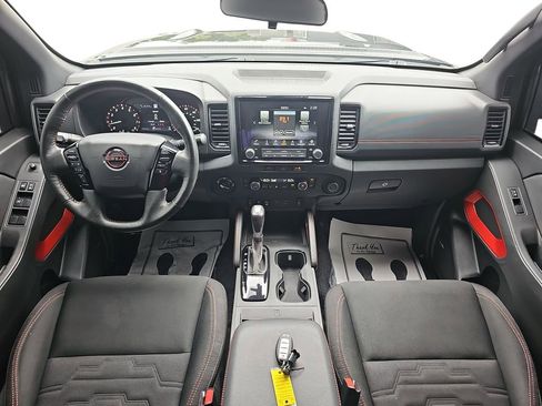 Used 2023 Nissan Frontier PRO-4X w/ Pro Convenience Package AWD/4WD image 13