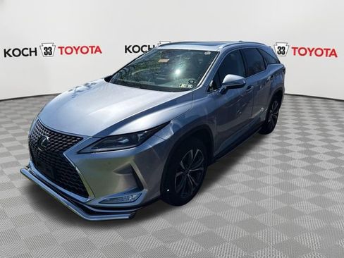 Used 2022 Lexus RX 350L Premium w/ Premium Package image 3