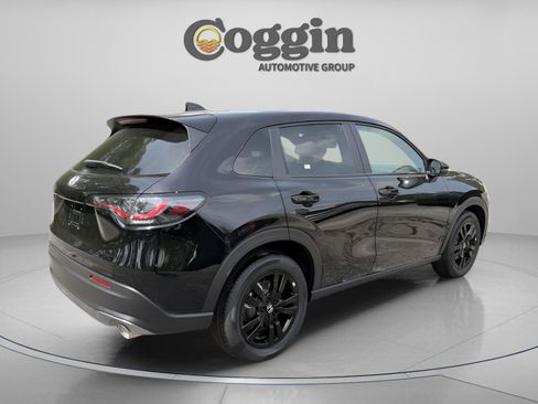 New 2026 Honda HR-V Sport image 5