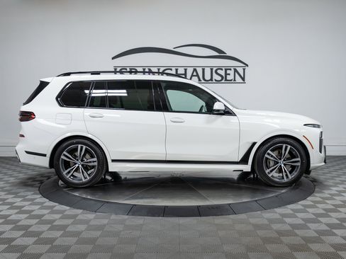 Certified 2024 BMW X7 xDrive40i w/ M Sport Package image 4
