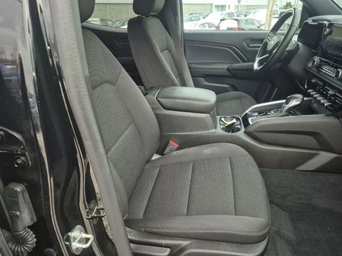 Used 2023 Chevrolet Colorado LT image 92