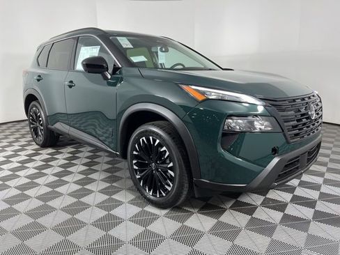 New 2026 Nissan Rogue SV FWD image 3