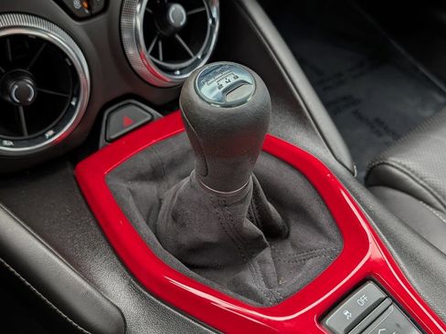 Used 2017 Chevrolet Camaro LT RWD image 21