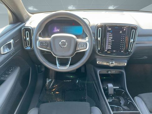 Certified 2023 Volvo C40 P8 Recharge Ultimate w/ Protection Package Premier image 24