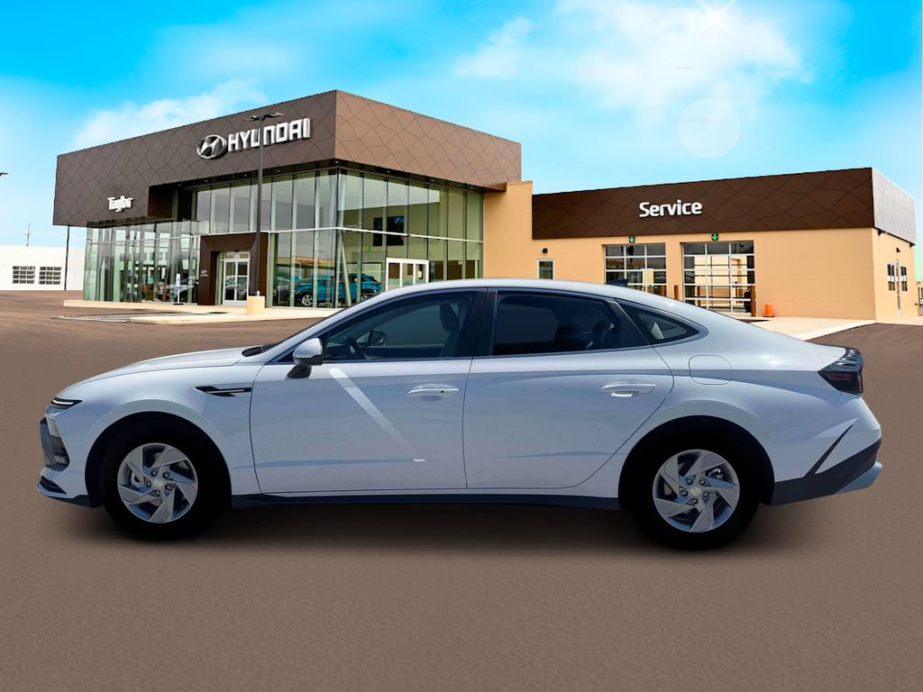 New 2026 Hyundai Sonata SE FWD image 3