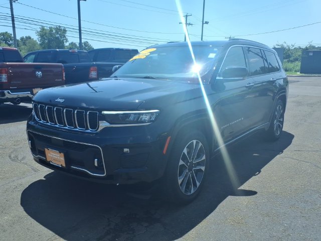 Used 2023 Jeep Grand Cherokee L Overland AWD/4WD image 2