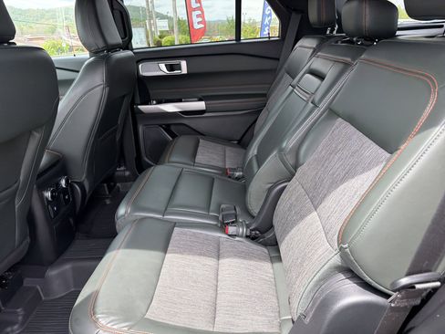 Used 2023 Ford Explorer Timberline w/ Timberline Technology Package AWD/4WD image 13
