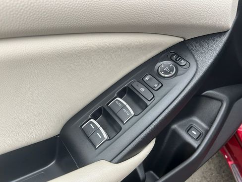 Used 2019 Honda Accord EX image 23