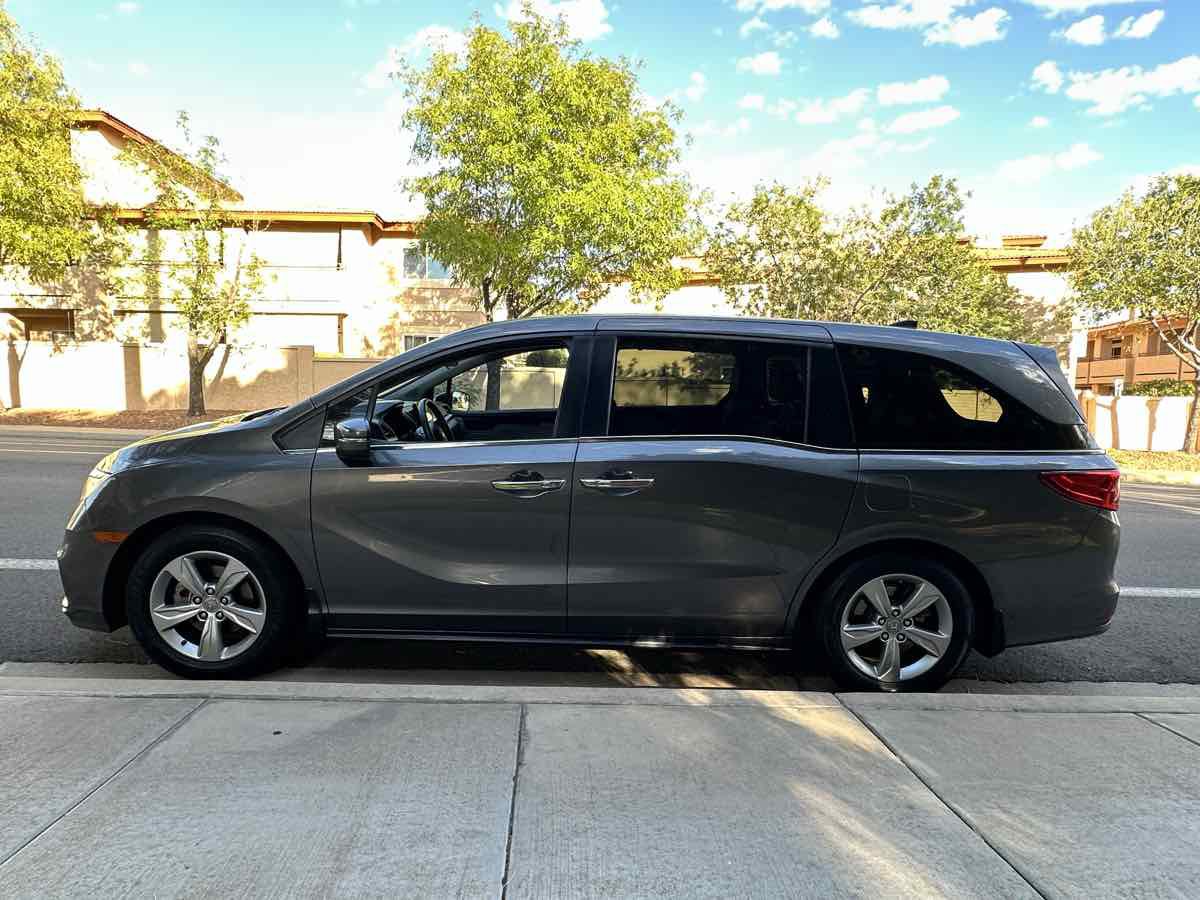 Used 2019 Honda Odyssey EX image 5