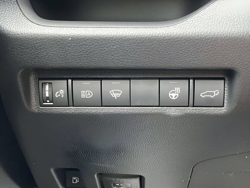 Used 2022 Toyota RAV4 XLE w/ Convenience Package AWD/4WD image 26