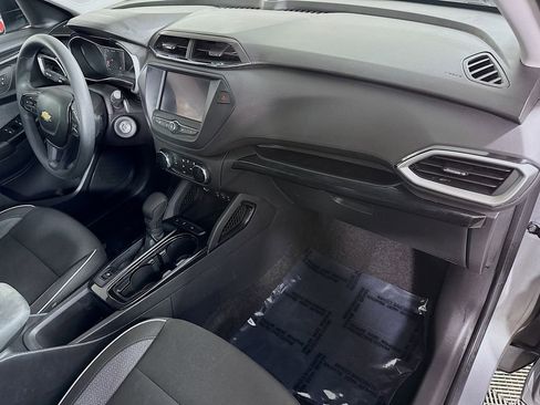 Used 2023 Chevrolet TrailBlazer LS FWD image 29