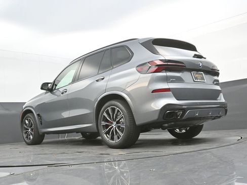New 2026 BMW X5 M60i image 50