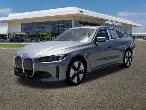 New 2026 BMW i4 eDrive40 w/ Premium Package RWD image 5