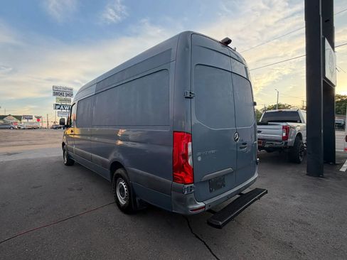 Used 2019 Mercedes-Benz Sprinter 170 image 23