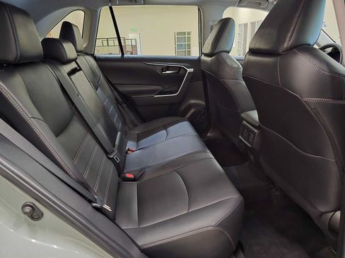 Used 2022 Toyota RAV4 XLE Premium AWD/4WD image 25