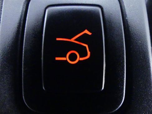 Used 2018 Tesla Model S 100D image 28