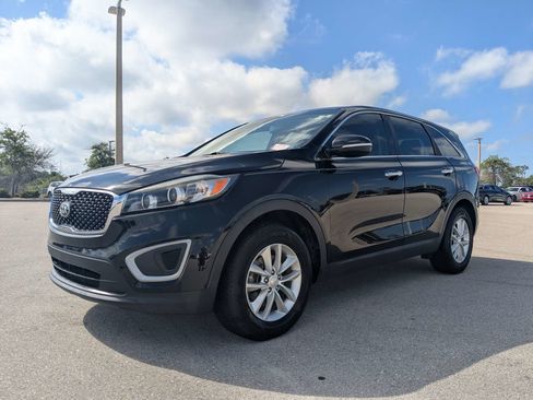 Used 2018 Kia Sorento L FWD image 9
