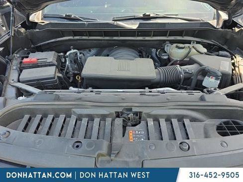 Used 2021 Chevrolet Silverado 1500 LT Trail Boss w/ Convenience Package II AWD/4WD image 3