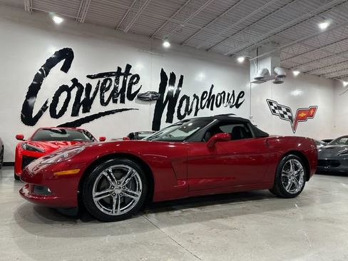 Used 2012 Chevrolet Corvette Convertible RWD image 1