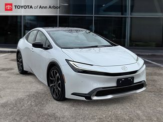 Used 2024 Toyota Prius Prime video 1
