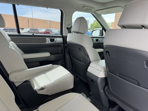 Used 2024 Hyundai Santa Fe Calligraphy AWD/4WD image 41