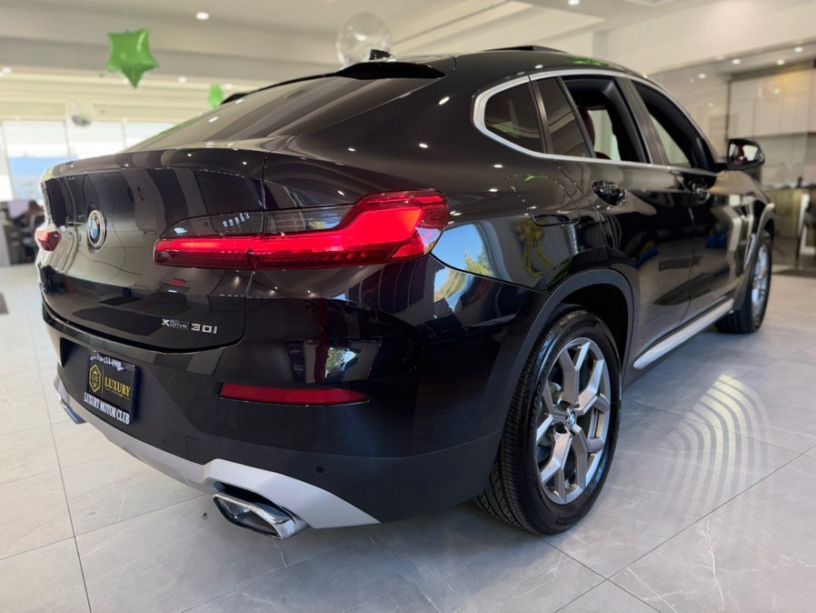 Used 2022 BMW X4 xDrive30i w/ Convenience Package AWD/4WD image 9