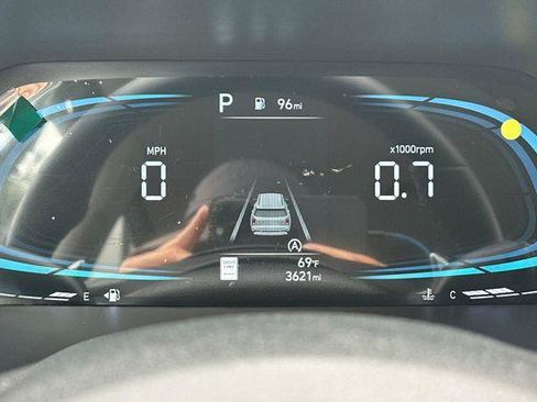Certified 2025 Hyundai Palisade SEL FWD image 24
