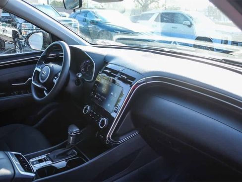 Certified 2022 Hyundai Tucson SEL w/ Cargo Package image 22